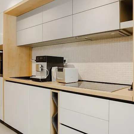 Appartement Aurora Deluxe With Ac And Secured Private Parking
