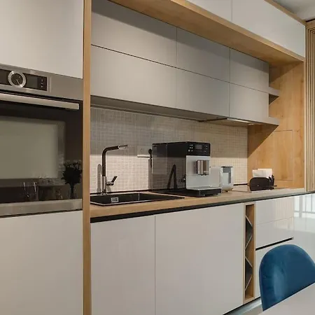 Appartement Aurora Deluxe With Ac And Secured Private Parking *