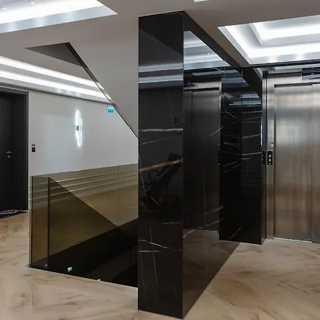 Appartement Aurora Deluxe With Ac And Secured Private Parking *